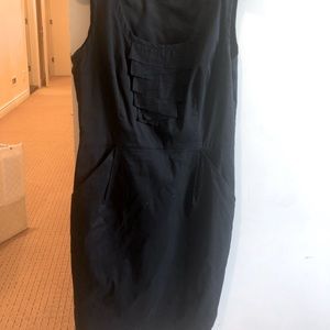 Ann Taylor jumper - great condition - size 8 black